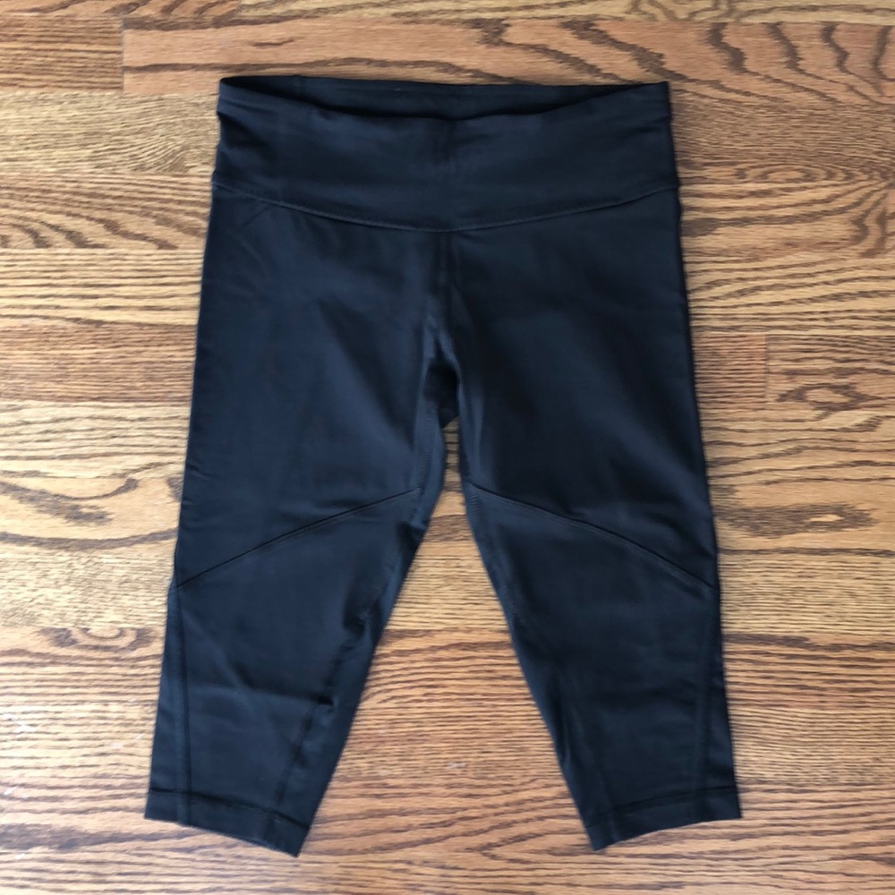 Lululemon cropped running/workout tights